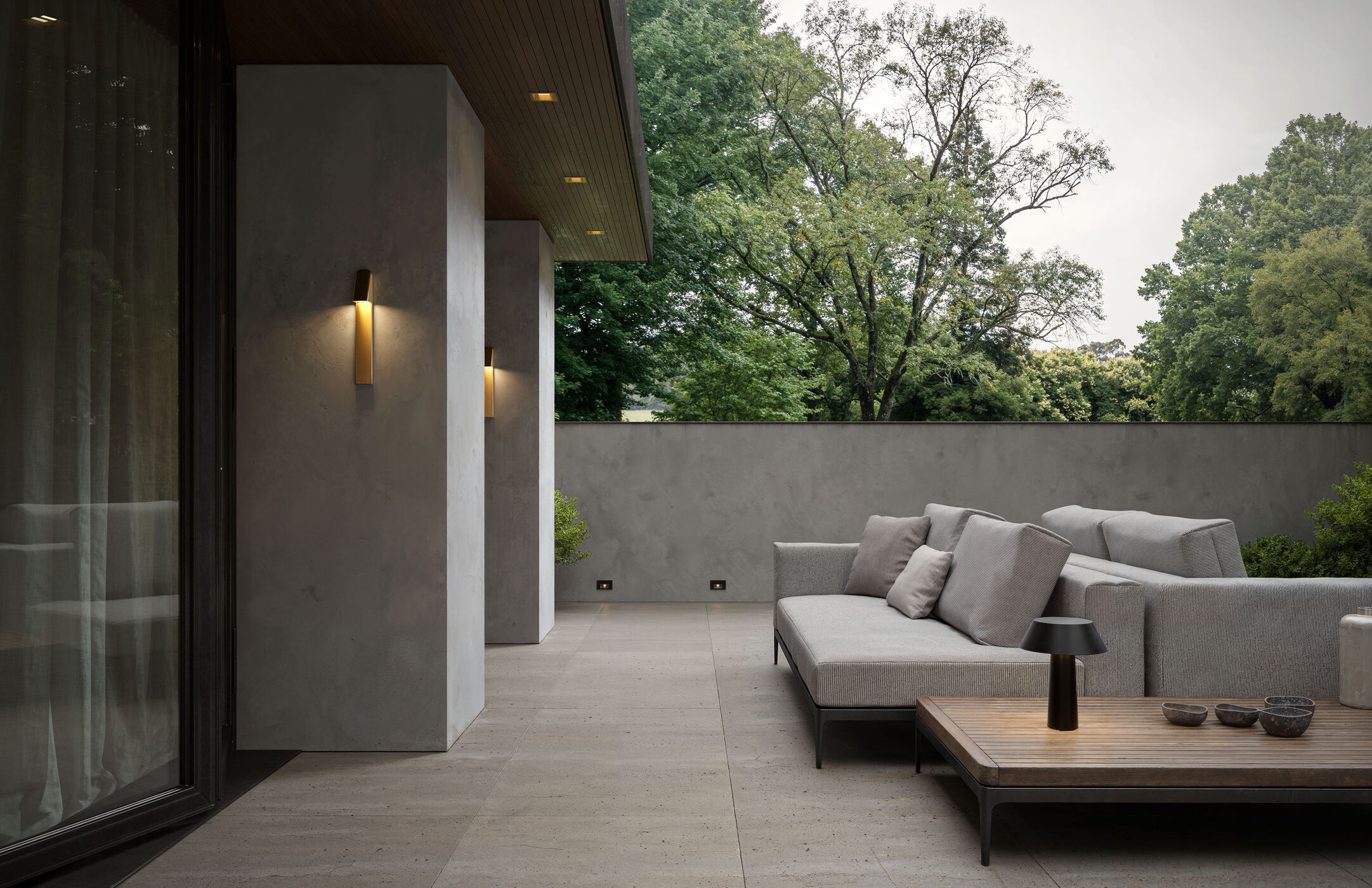 3D rendering of Visual Comfort Outdoor Setting Render — Exterior